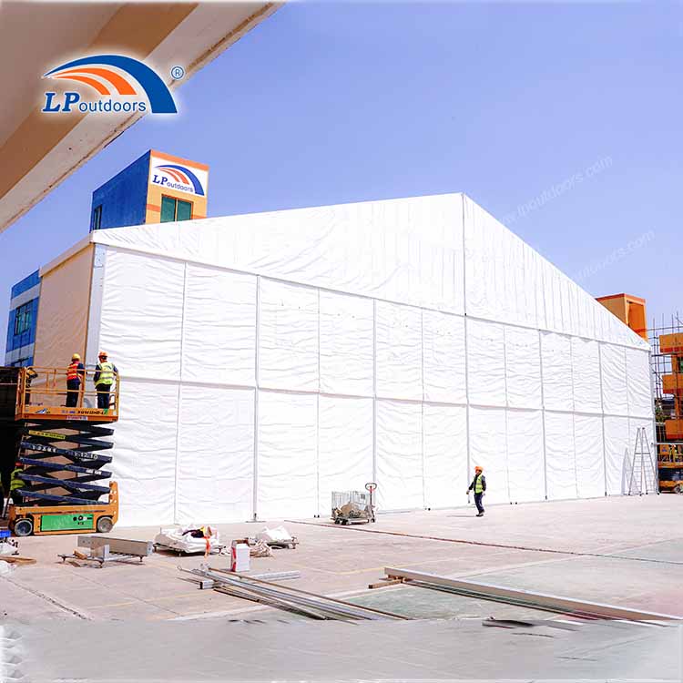 30m Clear Span Side Raised Warehouse Tent Easy for Forklifts Enter And Exit
