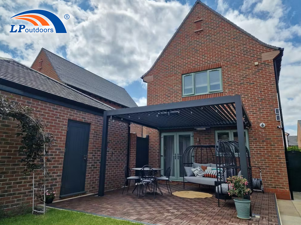 Aluminum Metal Pergola with Louvered Roof As Shelter for Sale in New Zealand ,Australia