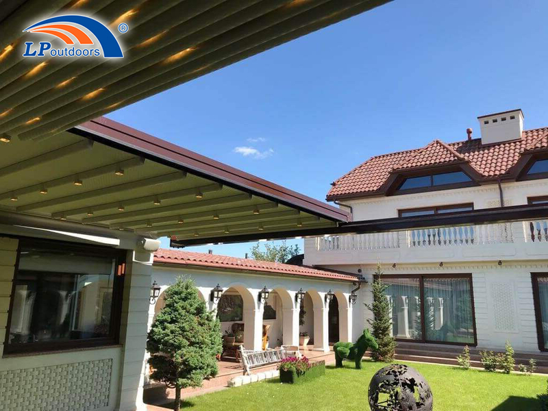 Folding Patio Motorized Awning Retractable Roof PVC Electric Side Restaurant Aluminum Pergola Outdoor Awning