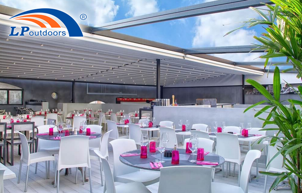 Customized Aluminum Frame PVDF Retractable Roof Pavillion As Outdoor Restaurant