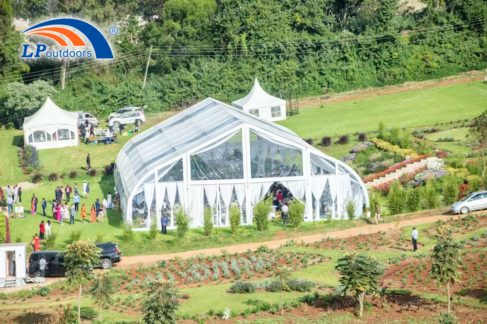 500 People Curved Transparent Roof Clear Span Curve Wedding Marquee Tents with Lining for Wedding 